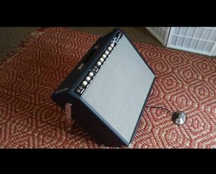 Fender Vibrolux Custom Reissue Tube Amp