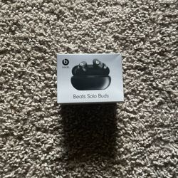 Beats  Solo Buds 