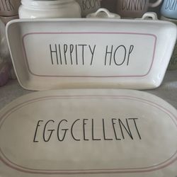 RaeDunn  Servíng Tray Plates 🐰✨🤍💕🐇