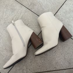 Women’s Shoes 11
