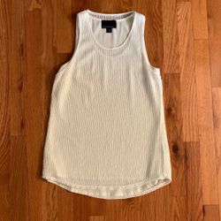 Women’s Sleeveless Top