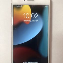 Apple iPhone 7 32GB Unlocked For Any Carrier!