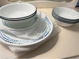 Corelle dishware set