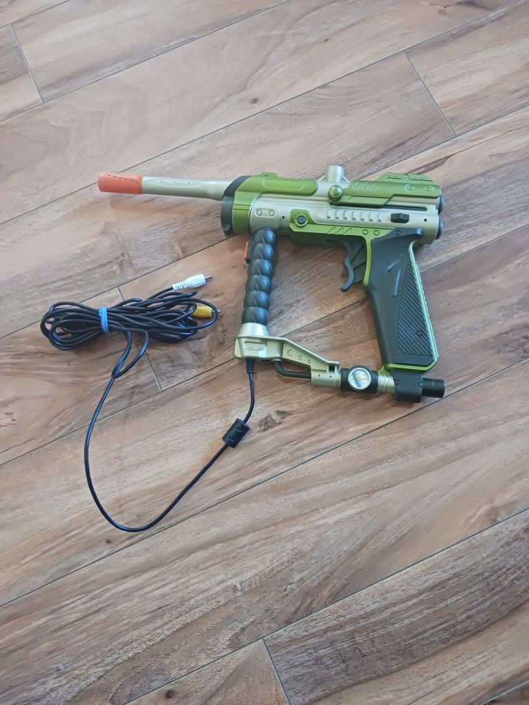 Green Hasbro Green  Lazer Tag Gun or Video Game Gun