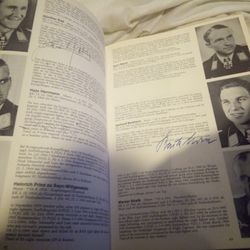 Die ritter kreuz der Luftwaffe (1(contact info removed)) Rare German  Ace Pilots book WW2 Iron Cross Recipients  (Autographed by many top Aces!)