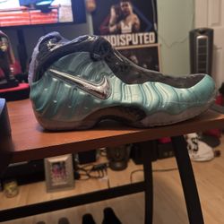 Nike Foamposite Men’s Size 9