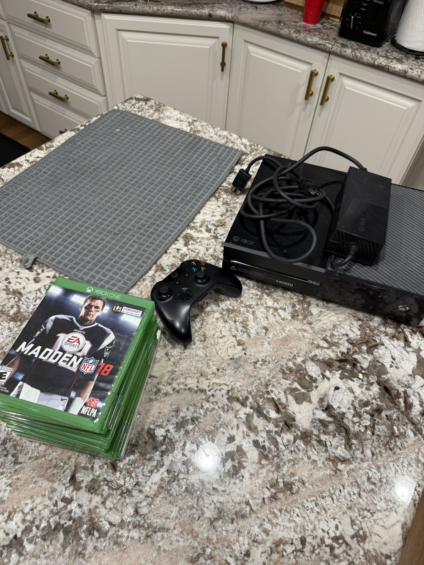 Xbox one with 7 games included