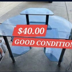 Glass desk $40.00 good condition