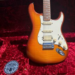 2013 Fender Select Stratocaster HSS