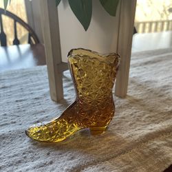 Fenton glass Gold boot.   Daisy & Button Pattern. 