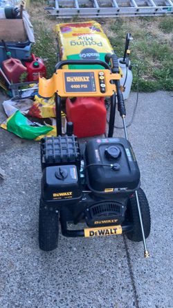 4400 psi Dewalt Pressure Washer 4GPM