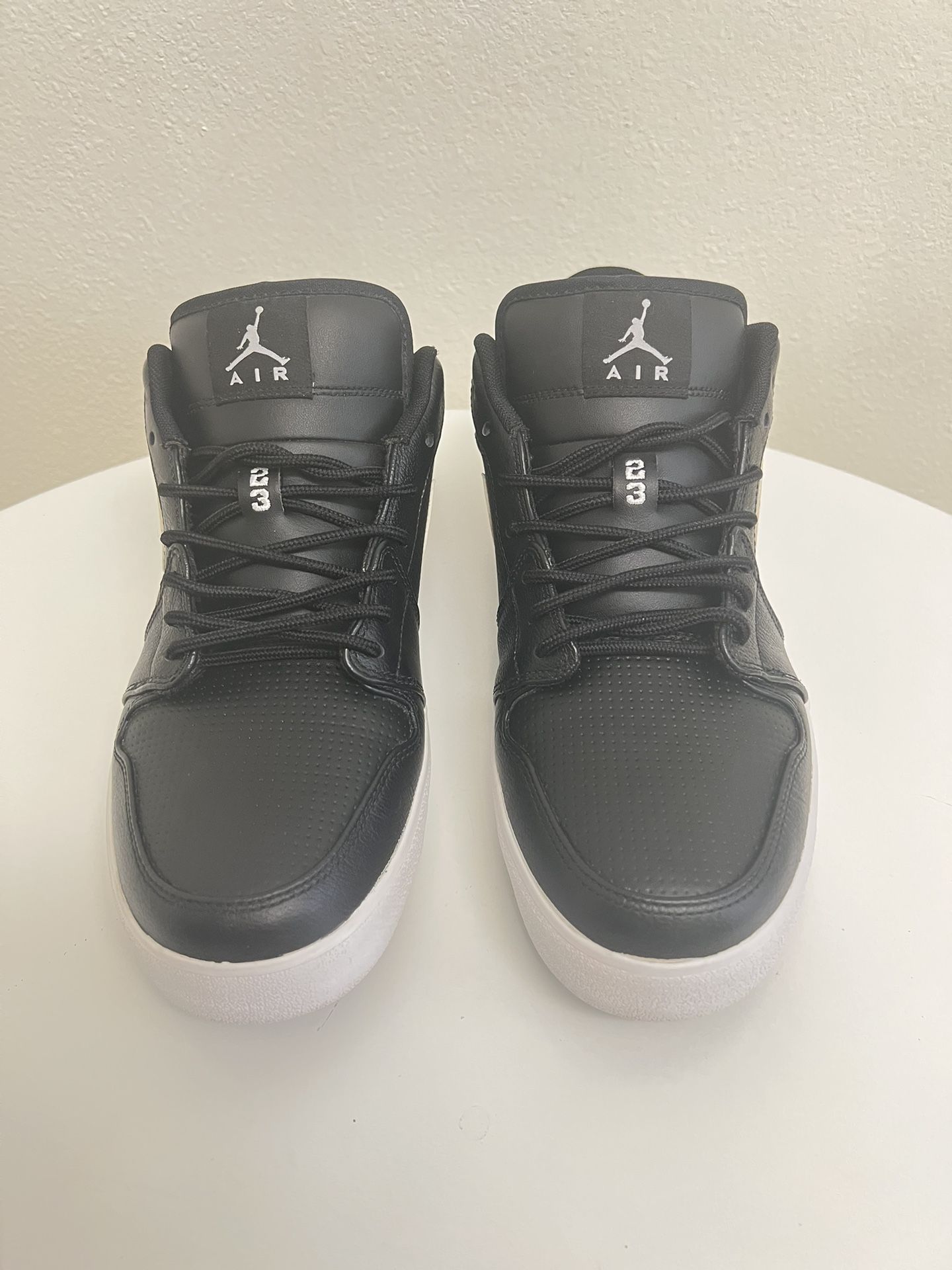 Nike Air Jordan 1 V.2 Black White