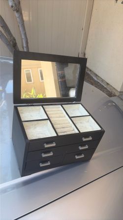 Jewelry Box