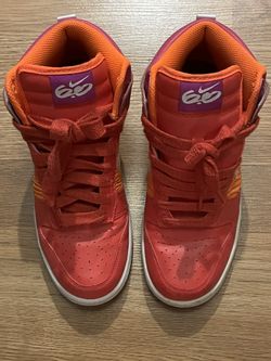 Nike Sneaker Size 6.5