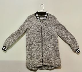 Madden NYC gray & black zip-up jacket *SIZE LARGE*