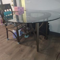 Beautiful Kitchen Table With Four Chairs