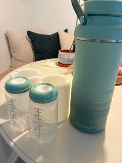 Momcozy portable breast milk cooler