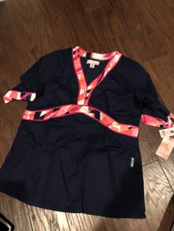 New $20 koi scrub top size medium