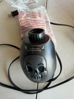 Trick Or Treat Projector