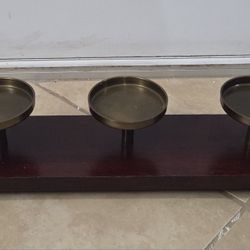 Crate & Barrel Brass And Wood 5 Pillar Fireplace Candleabra 236-322 Made In India 22"X4"