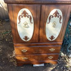 Chest Dresser 