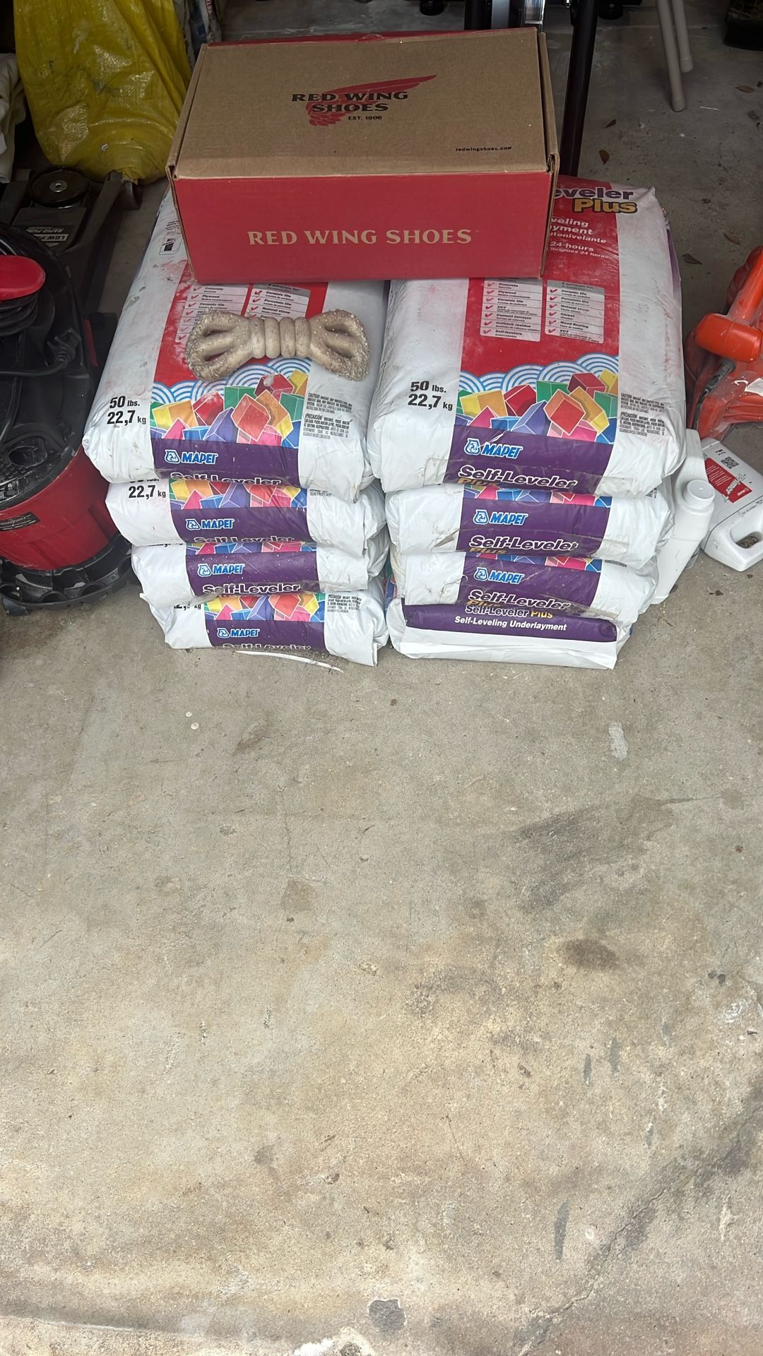 Self Leveler