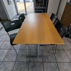 Table & Chairs