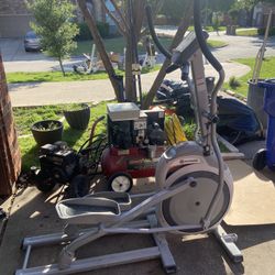 Elliptical Machine - Schwinn 420