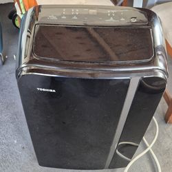 Toshiba 13,500 BTU Portable Air Conditioner - Black With No Hose