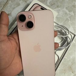 iPhone 15  Pink 128 Gb
