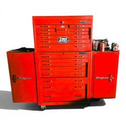 Matco Toolbox with 2 snap on side boxes