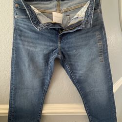 American Eagle  Athletic fit 