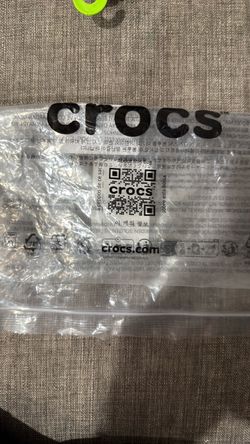 Black Crocs 6c