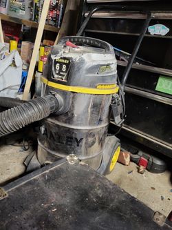 8 Gallon 6hp Shop Vac