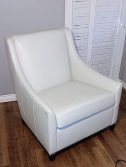 1 west elm chair (off white, cream color)
Very clean, sturdy condition 
There is 1 rip on the top right corner of the chair. And other than that very 