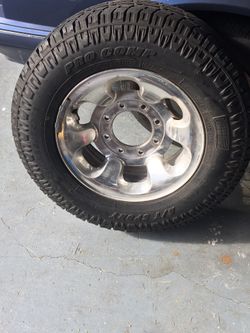 Rim and Tire 225 75 16 75.00
