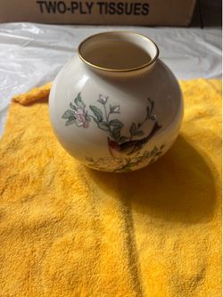 Lenox Serenade 7" Vase with Gold Trim and Bird & Floral Motif