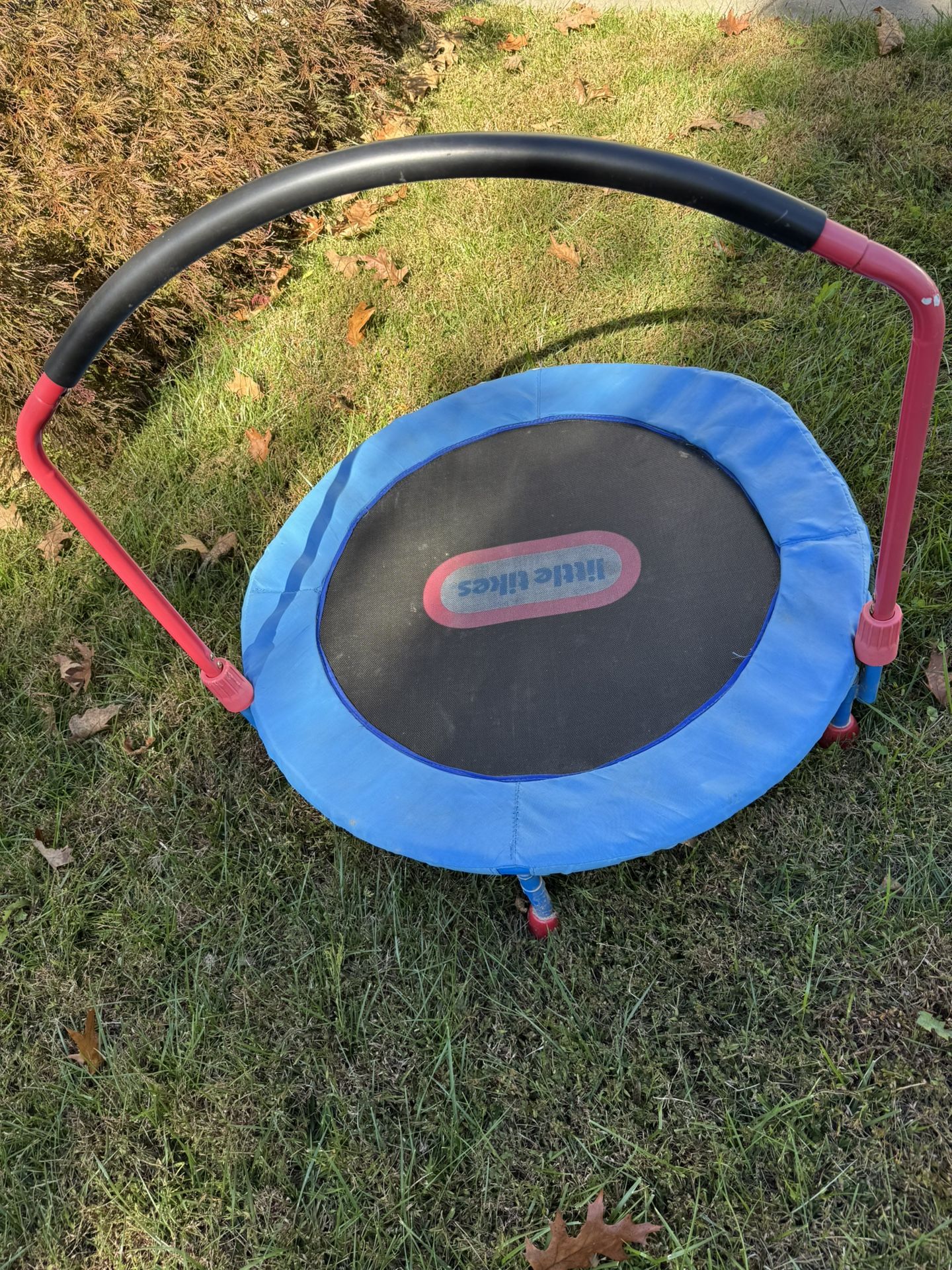 Little Tikes Kids Trampling. Excellent Condition. Indoor Or Outdoors
