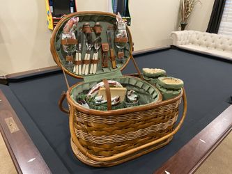 Farmhouse Picnic Setting  