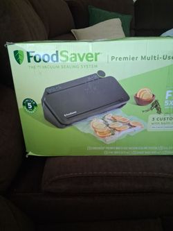Food Saver vacuum sealing system
