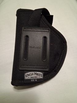 Uncle Mike's Holster Size 16