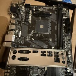 Gigbyte A320M Motherboard