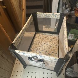 Pack And Play (portable Crib) 