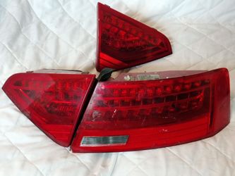 2009-2012 Audi A4 quattro LED left right inner and right outer  tail lights