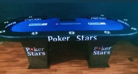 POKER TABLE