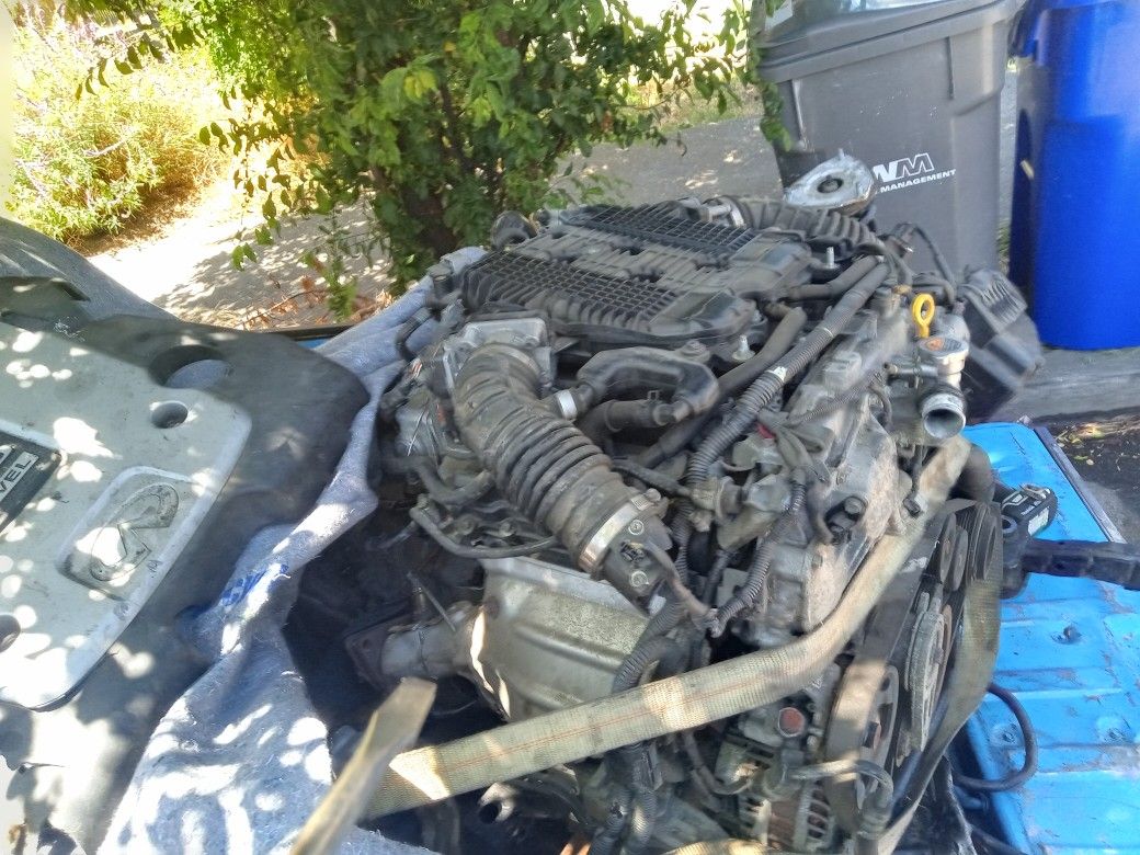 VvEL ENGINE And Transmission