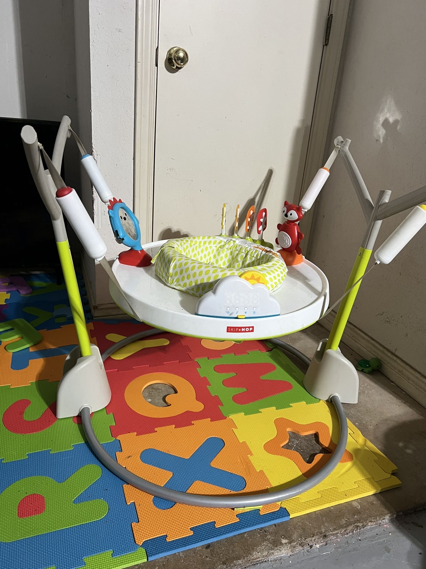 BABY jumper And Activity Center