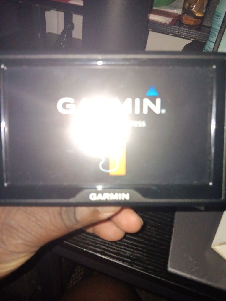 For Sale: Garmin Drive 52 GPS-$100 (Great Condition)
