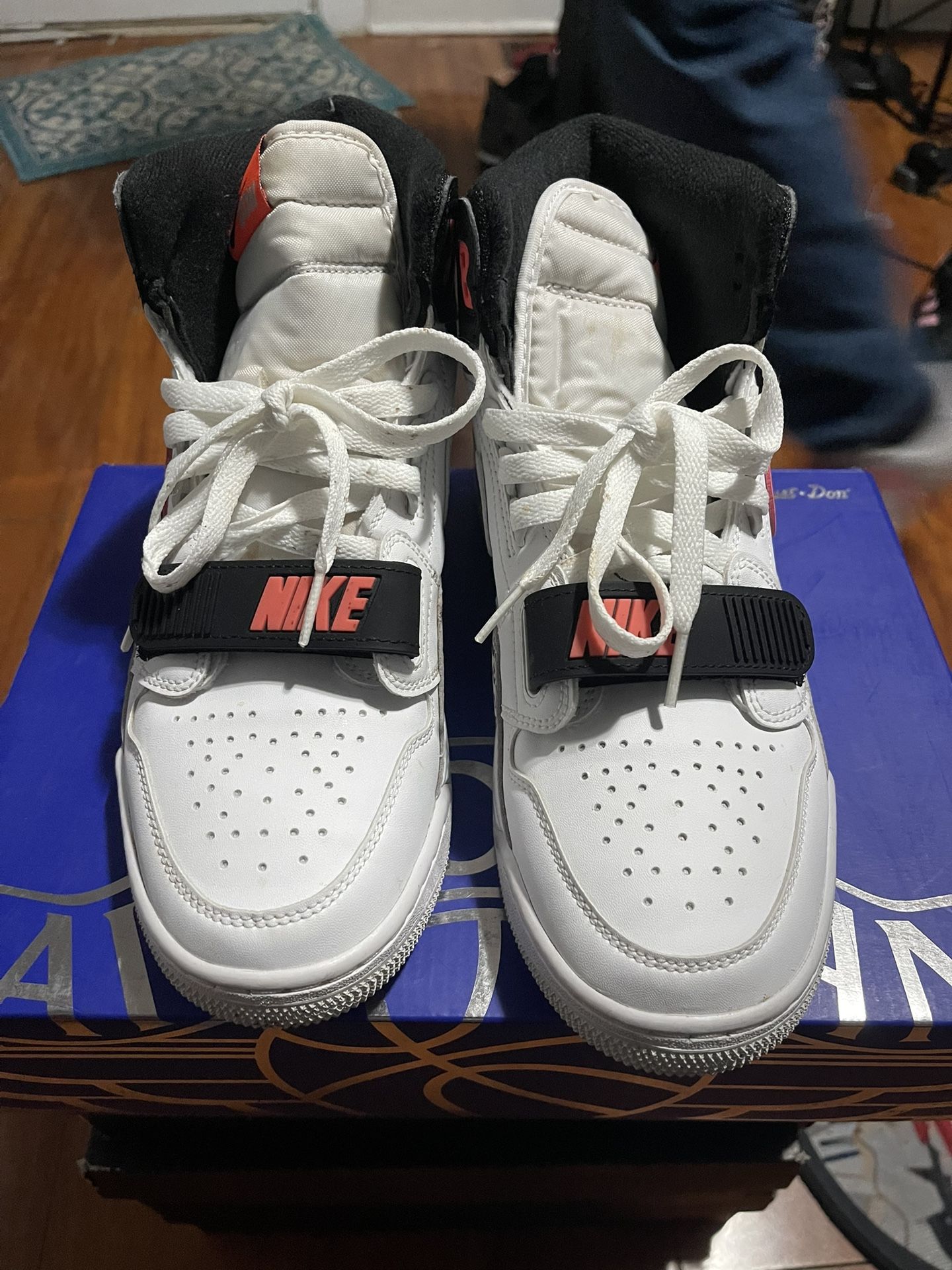 Air Jordan Lava Legacy 312 Pre Owed 8.5
