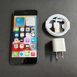 iPhone 8 - UNLOCKED - Like New 